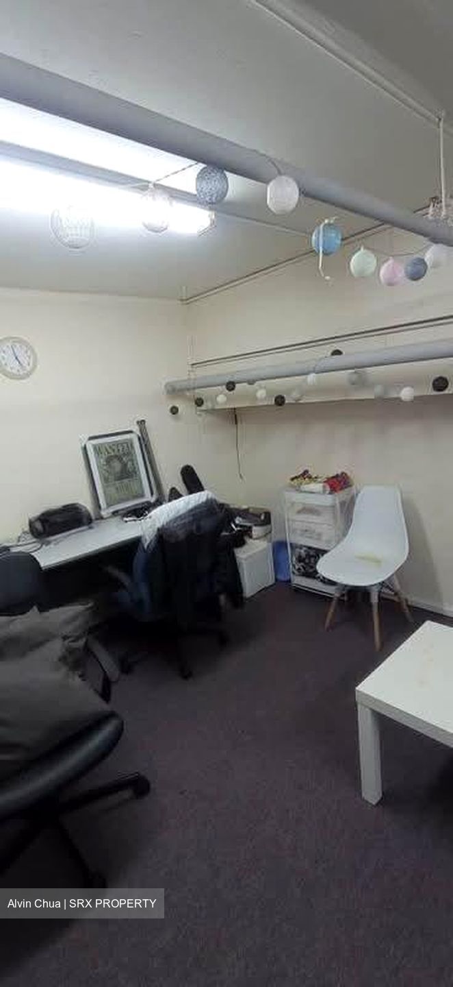 Heng Loong Building (D23), Factory #577047561